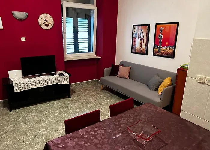 Apartment Epicenter