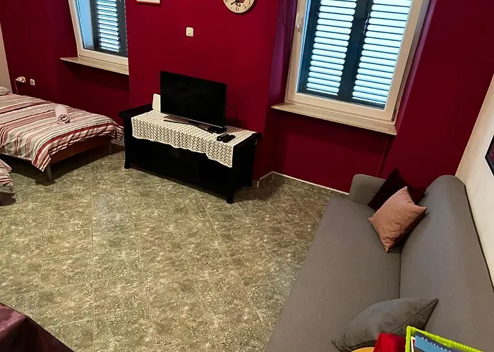 Epicenter Apartment
