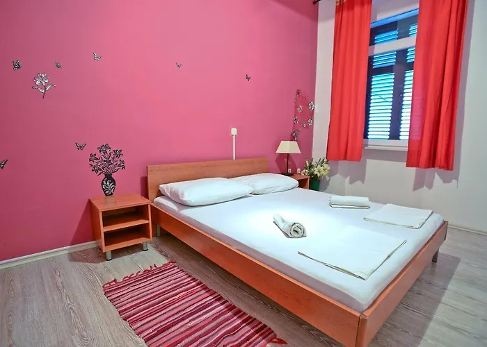 Epicenter Apartment Split
