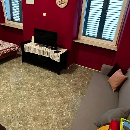 Epicenter Apartment
