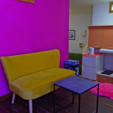 Apartment Epicenter *