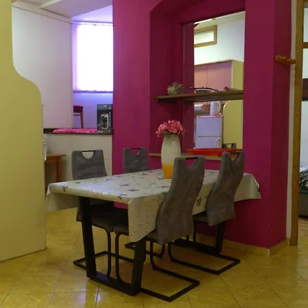 Epicenter Apartment Split